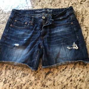 Women’s midi shorts